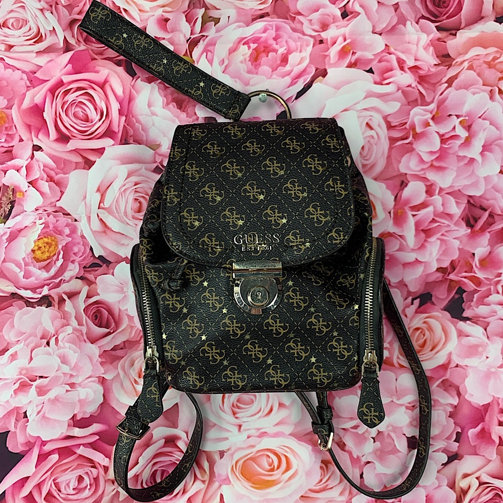 GUESS🤎brown leather like G monogram mini bucket hobo backpack bag